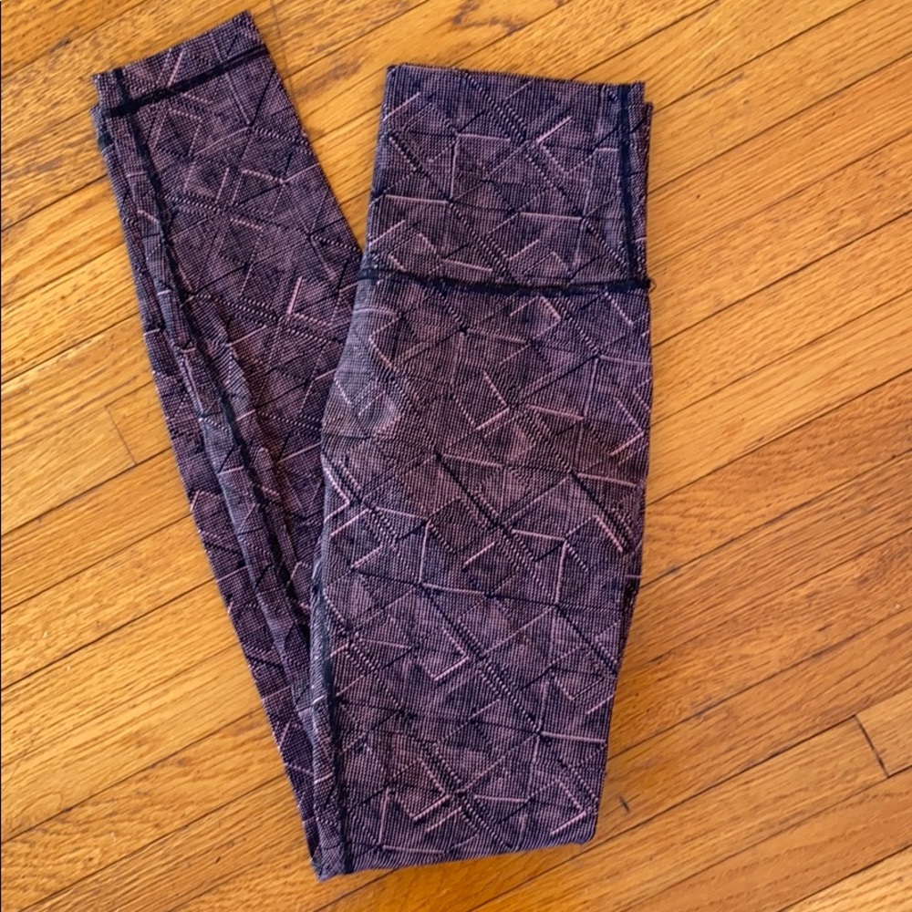 Lululemon Wunder Under Luxtreme 4 - Picture 3 of 3